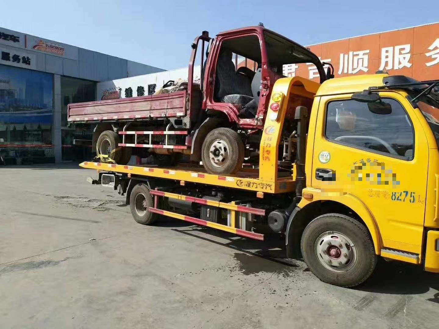 福鼎市磻溪镇24小时汽车维修救援服务 补胎、搭电、拖车，一个电话即刻出发
